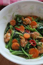 Dengan racikan bumbu yang pas, maka anda akan dapat menyajikan hidangan ayam goreng kalasan yang sedap. Sayur Bayam Goreng Ala Fasha Sandha Azie Kitchen