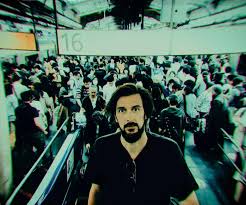 Tem 27 anos, vem de espinho… Bruno Nogueira Tagv