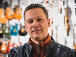 Is the guitar world ignoring modern day innovators?