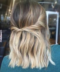 Twisty Half Up Do Mittellange Frisuren Im Jahr 2019 Pinterest Haare Frisur Frisur Frisuren Haare Im Jah Sac Urunleri Sac Sac Modeli Fikirleri