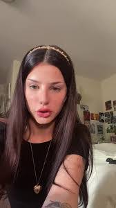 Karissa Bailey's Instagram, Twitter & Facebook