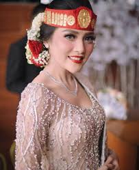 All things hair akan memberi tahu kepada kamu salah satu inspirasi cara menata hijab pashmina. Tile Korea Akar Payet Rumah Kebaya Dan Songket Halomoan Facebook
