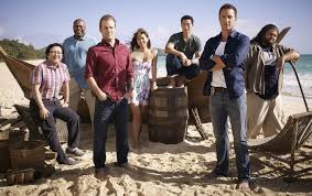 Steve mcgarrett returns home to oahu, in order to find his father's killer. Hawaii Five 0 Hauptdarsteller Alex O Loughlin Kundigt Seinen