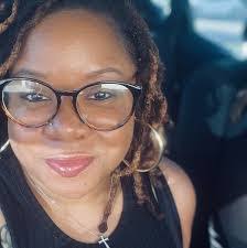 Terri Kidd's Instagram, Twitter & Facebook