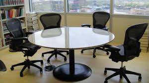 50 Small Round Conference Table And Chairs Modern Style Furniture Check More At Http Www Round Conference Table Glass Conference Table Round Office Table