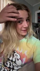 Abbie Summers's Instagram, Twitter & Facebook