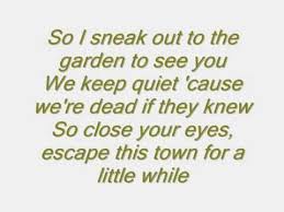 Taylor Swift S Song Love Story Can Be Considered An Allusion To The Story Of Pyramus And Thisbe Taylor Swift Songs Love Story Taylor Swift