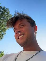 Leo (25) vyštudoval medicínu na slávnej univerzite Cambridge: NEUVERÍTE,  aké je tu ročné školné