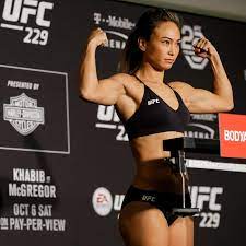 Born on january 6, 1986 michelle waterson is an american mixed martial artist currently competing in the ultimate michelle is currently ranked number 7 in the ufc women's strawweight rankings. 2j8vdwuhfcbuum