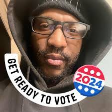 Wil Davis's Instagram, Twitter & Facebook