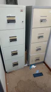 Jan 06, 2021 · look for a good quality cabinet that's a good size for your home or office within your budget. Used Chubb Fire Safe Filing Cabinet 4 Drawer Data Cash Documents Office With Key For Sale Id 38380 Lab Merchant
