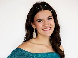 Elizabeth Abrams's Instagram, Twitter & Facebook