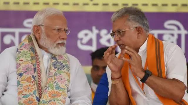 पश्चिम बंगाल में बीजेपी की अंदरूनी कलह क्या पार्टी को कमज़ोर कर रही है? - BBC News हिंदी