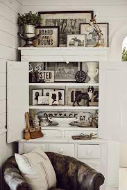 How To Display Collections Monochromatic Styling Country House Decor Home Decor Vintage Farmhouse Decor