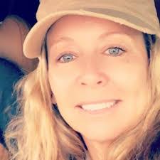 Gina Piscitelli's Instagram, Twitter & Facebook