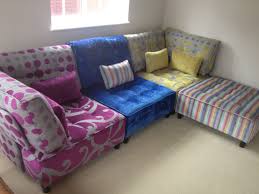 Fresh Fun Flexible Comfortable And Versatile What More Can We Say About These Low Seating Modules Cojines