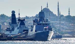Ege denizi'nden dün saat 18.30'da çanakkale boğazı'na giriş yapan i̇ngiliz kraliyet donanmasına bağlı 'hms defender'. Jp0rx8p9di1i8m