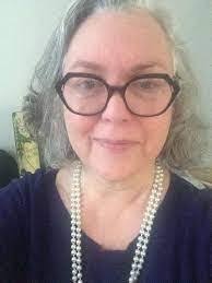 Valerie Lapin's Instagram, Twitter & Facebook