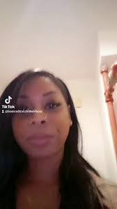 Vivian Venner's Instagram, Twitter & Facebook