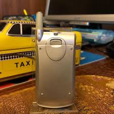 Flip phones - Fly / Bird s1186 GSM900 ...