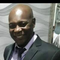 300+ perfis com “Ronnie Lima”