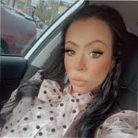 Grace Summerfield's Instagram, Twitter & Facebook