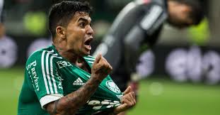 Segundo maior ladrão de bolas do brasileirão, o volante de 23 anos celebrou seu primeiro gol pela equipe e elogiou estrutura e elenco do dourado. Os Melhores Jogadores De Cada Posicao Do Brasileirao Serie A Campeonato Brasileiro Serie A E B