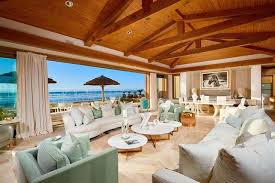 Bill gates house encompasses more than 66,000 square feet which is equal to 1.5 acres.the major rooms include 7 bedrooms, 24 bathrooms, six kitchens, and six fireplaces. Bill And Melinda Gates Buy 43m Luxury Beach House In Del Mar Ca Realtor Com