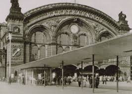 Als Der Zob Noch Vor Dem Uberseemuseum War Bremen History Geschichte Bremen Museum