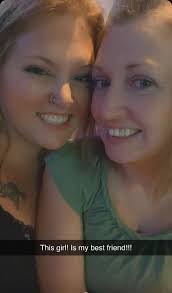 Amber Hosmer's Instagram, Twitter & Facebook