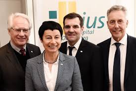 Was registered on nov 26, 2019 as a stock type company located at 119 white oak dr, berlin, ct 06037 usa. Neuer Direktor Der Klinik Fur Anasthesie Und Interdisziplinare Intensivmedizin Pressemitteilung Pius Hospital Oldenburg