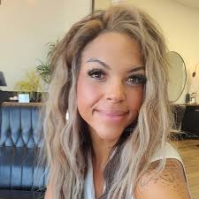 Keshana Beasley (@keshana.does.hair) • Instagram photos and videos