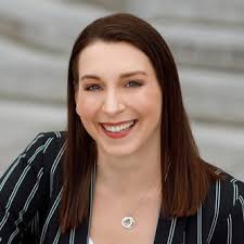 Tania Shepard's Instagram, Twitter & Facebook