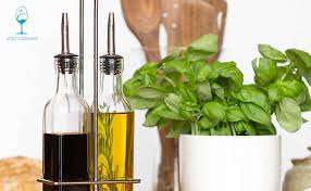 Argon Tableware Bouteille D Ustensile Carree Pour Huile D Olive Vinaigre Avec Bec Verseur Pour Vaporisateur 500 Ml 17 Oz Paquet De 2 Amazon Fr Cuisine Maison