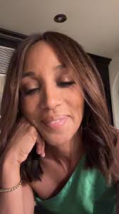 #womenover60 #womenover50 #shaunrobinson #maturebeauty