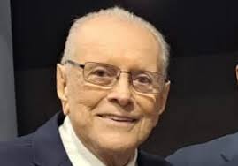 Morre aos 87 anos o ex-governador do Espírito Santo Max Mauro