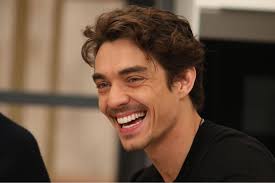 Veja a amorosa declaração de José Mata à namorada