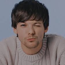 Félicité, a social media influencer. Louis Tomlinson One Direction Louis Louis Tomlinsom Louis Tomilson