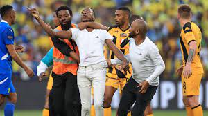 Kaizer Chiefs warn 'drunk' fans after uncouth behaviour in loss against  Mamelodi Sundowns & promise to help Police - 'It is unacceptable' |  Goal.com South Africa