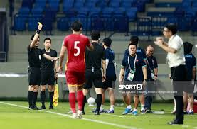 Thầy park nhận thẻ vàng vì xông ra phản. Hlv Park Hang Seo Khong Ä'Æ°á»£c Lien Láº¡c Vá»›i Tuyá»ƒn Viá»‡t Nam á»Ÿ Tráº­n Gáº·p Uae