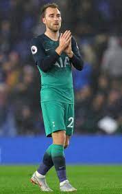 Not sure if the cause of the collapse was credit to captain simon kjaer too. Tottenham Star Christian Eriksen S Facing Lengthy Lay Off With Abdominal Injury