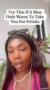 Starr Dawkins's Instagram, Twitter & Facebook