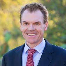 Craig Hurst's Instagram, Twitter & Facebook