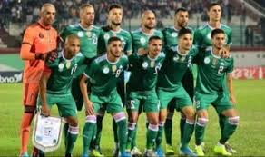قائد المنتخب الألماني لكرة القدم فرتس فالتر يحمل كأس العالم التي فازت بها. Ø´Ø§Ù‡Ø¯ Ø¹Ù„Ù‰ Ø§Ù„Ø®Ø¨Ø± Ù…Ù†ØªØ®Ø¨ Ø§Ù„Ø¬Ø²Ø§Ø¦Ø± Ù‚Ø§Ø¦Ù…Ø© Ù…Ù†ØªØ®Ø¨ Ø§Ù„Ø¬Ø²Ø§Ø¦Ø±2019 Ùˆ Ø§ÙØ¶Ù„ Ù„Ø§Ø¹ÙŠØ¨ÙŠÙ‡ ÙÙ‰ ØªØ§Ø±ÙŠØ®Ù‡ Ùˆ Ù…Ø´Ø§Ø±ÙƒØªÙ‡ Ø§Ù„Ø¹Ø§Ù„Ù…ÙŠØ© Ùˆ Ø§Ù„Ø¥Ù‚Ù„ÙŠÙ…ÙŠØ©