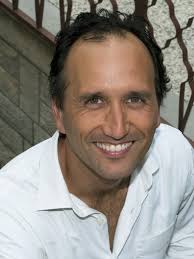 The Hidden Europe: What Eastern Europeans Can Teach Us (Wanderlearn  Series): Amazon.co.uk: Francis Tapon: 9780976581222: Books