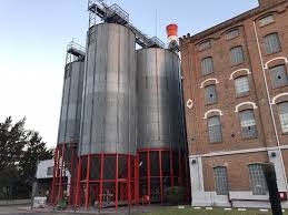 Reducir, reutilizar y reciclar, promoviendo los envases de vidrio retornables como hábito de consumo sustentable y ecológico. Cerveceria Y Malteria Quilmes 2021 Que Saber Antes De Ir Lo Mas Comentado Por La Gente Tripadvisor