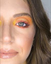 Sara Manzo (@saramanzomakeup)