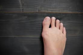 You want to shop for footwear that features a wide toe box that doesn't put pressure on the area and cause inflammation and irritation surrounding the bunion, and that's made from material that gives and stretches to form to your foot, as opposed to. 25 Best Shoes With Wide Toe Box For Bunions 2021 Comforting Footwear