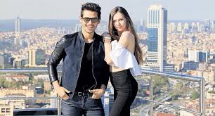 Cem Belevi Ac Kollarini Seyredelim Com