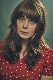 Sarah Dec's Instagram, Twitter & Facebook